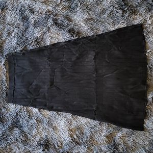 House of Harlow 1960 Black Ribbed Midi Skirt